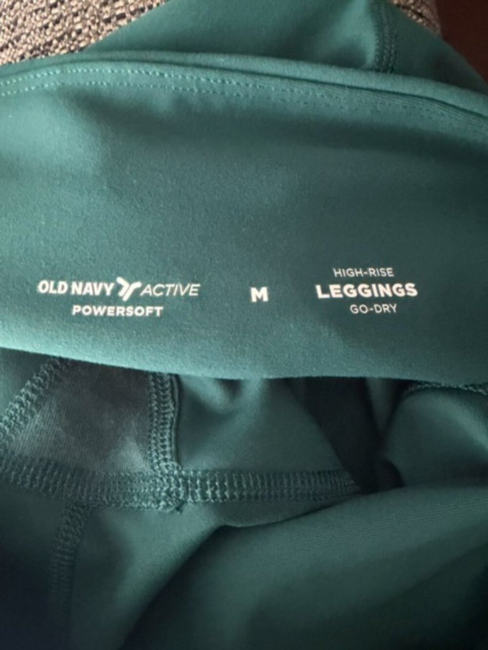 Set of 4 Old Navy Powersoft Active Leggings - Picture 5 of 7